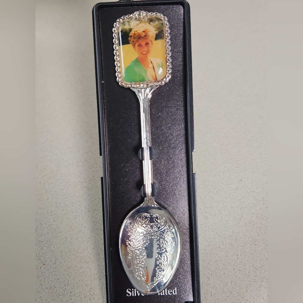 Vintage Princess Diana Silver Plated Collector's Spoon with Case **NEW